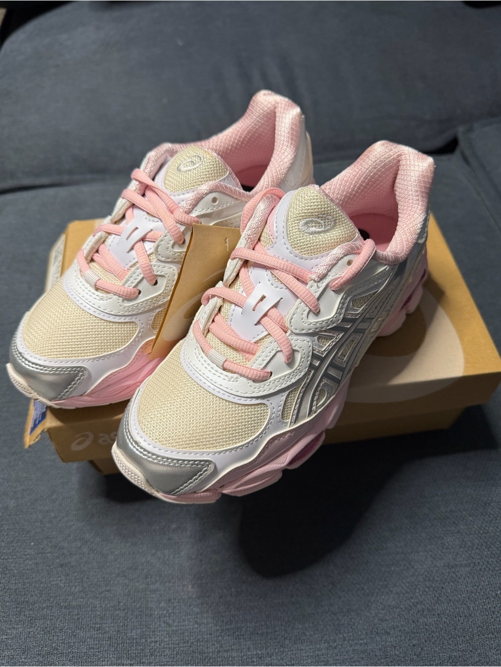 ASICS Gel Kicki Yang Zhang x Gel NYC
Cream Pink 1203A571-100 - Picture 2 of 6